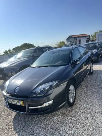 Vendo Renault Laguna Break 2013 - 6250 EUR, 244000 km - AUTO.MOTO.pt