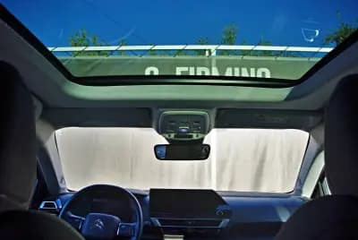 Vendo Citroën C4 2023 - 20900 EUR, 17652 km - AUTO.MOTO.pt