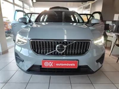 Vendo Volvo XC 40 2023 - 37650 EUR, 24400 km - AUTO.MOTO.pt