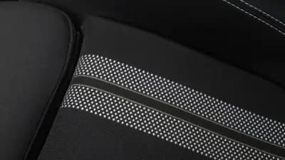 Vendo MINI Clubman 2018 - 24999 EUR, 131000 km - AUTO.MOTO.pt