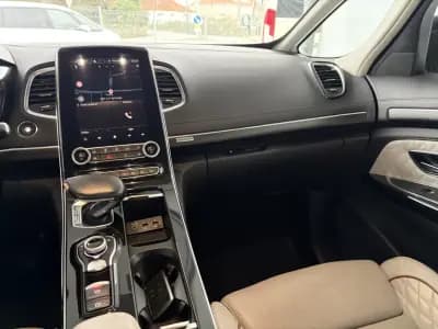 Sell Renault Espace 2020 - 27990 EUR, 111549 km - AUTO.MOTO.pt