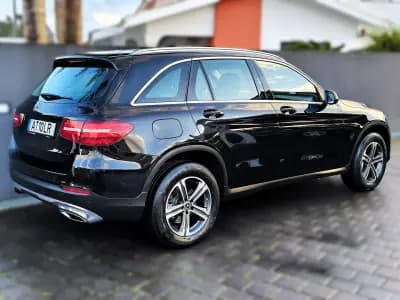 Vendo Mercedes-Benz GLC 220 2018 - 29950 EUR, 198985 km - AUTO.MOTO.pt