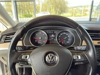 Vendo Volkswagen Passat Variant 2015 - 13950 EUR, 242286 km - AUTO.MOTO.pt