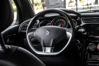 Vendo DS DS3 2017 - 11900 EUR, 94499 km - AUTO.MOTO.pt