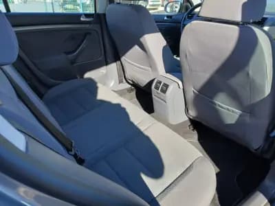 Vendo Volkswagen Golf 2006 - 7150 EUR, 102943 km - AUTO.MOTO.pt