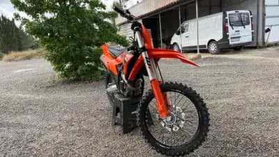 Sell KTM SX 250 F 2025 - 9300 EUR, 18 km - AUTO.MOTO.pt