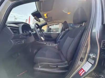 Vendo Nissan Leaf 2022 - 26950 EUR, 33000 km - AUTO.MOTO.pt