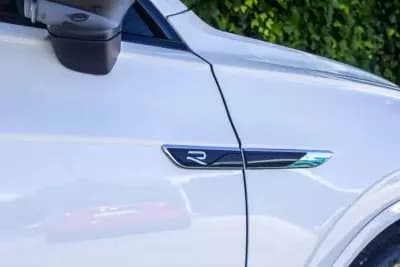 Vendo Volkswagen Touareg 2021 - 59900 EUR, 55000 km - AUTO.MOTO.pt