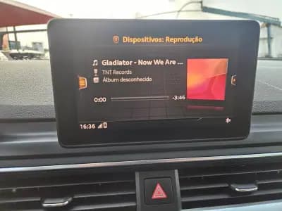 Vendo Audi A4 Avant 2018 - 22800 EUR, 104924 km - AUTO.MOTO.pt