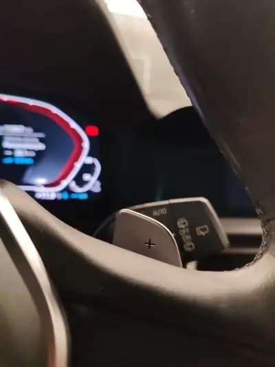 Vendo BMW 320 2021 - 28750 EUR, 112168 km - AUTO.MOTO.pt