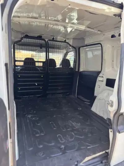 Vendo Fiat Doblo 2021 - 13500 EUR, 131273 km - AUTO.MOTO.pt