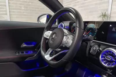 Vendo Mercedes-Benz CLA 250 2022 - 32950 EUR, 38283 km - AUTO.MOTO.pt