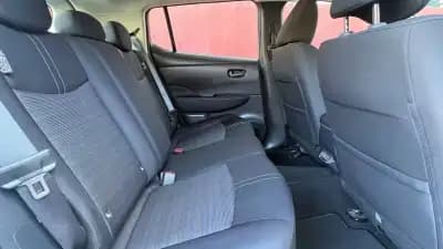 Vendo Nissan Leaf 2021 - 14400 EUR, 43000 km - AUTO.MOTO.pt