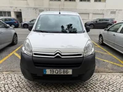Vendo Citroën Berlingo 2015 - 8900 EUR, 221000 km - AUTO.MOTO.pt