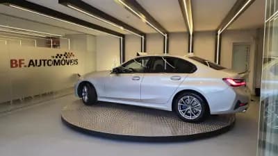 Sell BMW 318 2020 - 21500 EUR, 264805 km - AUTO.MOTO.pt