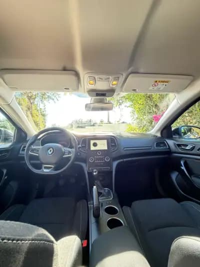 Sell Renault Mégane 2019 - 14900 EUR, 91939 km - AUTO.MOTO.pt