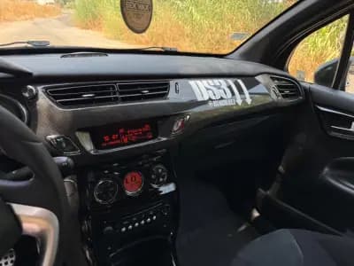 Sell Citroën DS3 2013 - 9995 EUR, 137790 km - AUTO.MOTO.pt