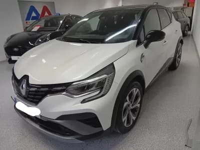 Sell Renault Captur 2022 - 17500 EUR, 77000 km - AUTO.MOTO.pt
