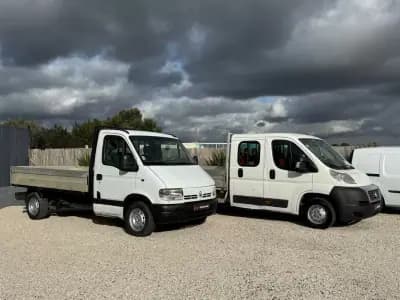 Vendo Renault Master 2001 - 4990 EUR, 399900 km - AUTO.MOTO.pt
