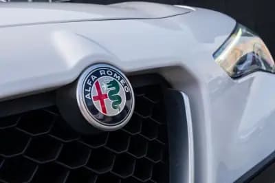 Vendo Alfa Romeo Stelvio 2017 - 29400 EUR, 139000 km - AUTO.MOTO.pt