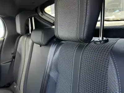 Sell Peugeot 208 2020 - 17500 EUR, 29713 km - AUTO.MOTO.pt