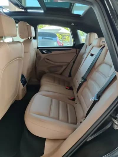 Vendo Porsche Macan 2024 - 88600 EUR, 20700 km - AUTO.MOTO.pt