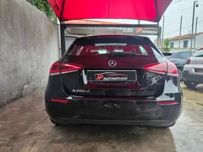 Sell Mercedes-Benz A 200 2022 - 27750 EUR, 121000 km - AUTO.MOTO.pt