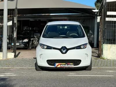 Vendo Renault Zoe 2019 - 16900 EUR, 25417 km - AUTO.MOTO.pt