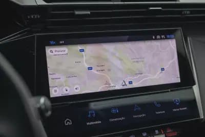 Vendo Peugeot 308 2022 - 22900 EUR, 133639 km - AUTO.MOTO.pt