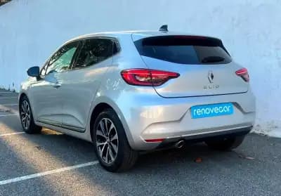 Sell Renault Clio 2023 - 14500 EUR, 80483 km - AUTO.MOTO.pt