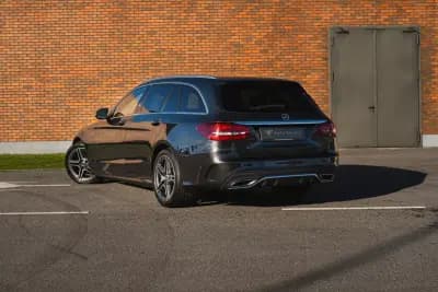 Vendo Mercedes-Benz C 220 2020 - 30900 EUR, 169000 km - AUTO.MOTO.pt