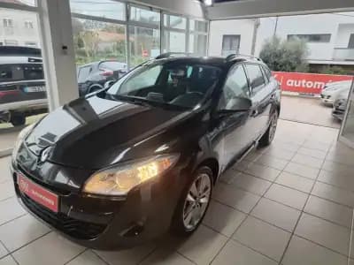 Sell Renault Mégane Sport Tourer 2009 - 5750 EUR, 210000 km - AUTO.MOTO.pt