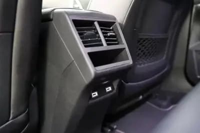 Sell DS DS7 Crossback 2021 - 24900 EUR, 110000 km - AUTO.MOTO.pt