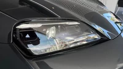 Vendo Porsche Taycan 2024 - 82000 EUR, 38405 km - AUTO.MOTO.pt