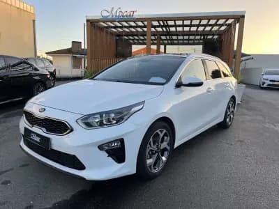 Vendo Kia Ceed SW 2020 - 18450 EUR, 180000 km - AUTO.MOTO.pt