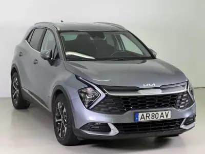 Vendo Kia Sportage 2022 - 23990 EUR, 38151 km - AUTO.MOTO.pt