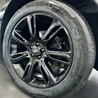 Vendo Land Rover Range Rover Velar 2019 - 45000 EUR, 75000 km - AUTO.MOTO.pt