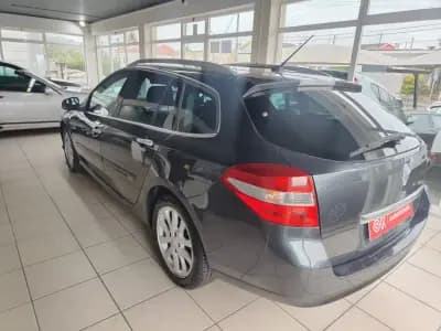 Sell Renault Laguna Break 2009 - 8450 EUR, 105000 km - AUTO.MOTO.pt