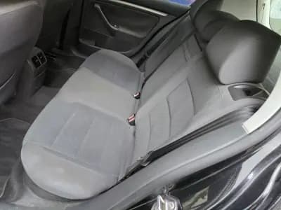 Sell Volkswagen Golf 2006 - 4999 EUR, 168497 km - AUTO.MOTO.pt