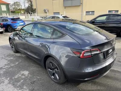 Vendo Tesla Model 3 2023 - 31950 EUR, 63000 km - AUTO.MOTO.pt