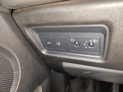 Sell Land Rover Discovery Sport 2016 - 19900 EUR, 126000 km - AUTO.MOTO.pt