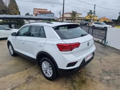 Vendo Volkswagen T-Roc 2019 - 19999 EUR, 115000 km - AUTO.MOTO.pt