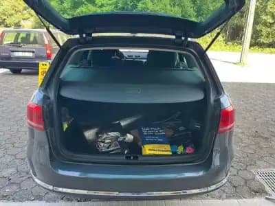 Vendo Volkswagen Passat 2009 - 8900 EUR, 300000 km - AUTO.MOTO.pt