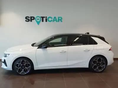 Sell Opel Astra 2023 - 31000 EUR, 11950 km - AUTO.MOTO.pt