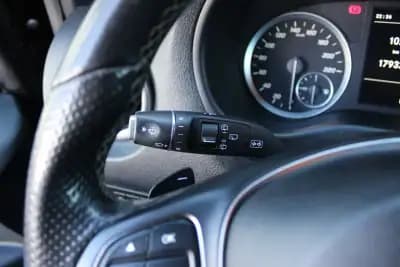 Sell Mercedes-Benz Vito Tourer 2021 - 29900 EUR, 202585 km - AUTO.MOTO.pt