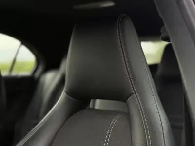 Vendo Mercedes-Benz A 180 2015 - 14950 EUR, 180700 km - AUTO.MOTO.pt