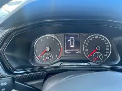 Sell Volkswagen T-Roc 2022 - 18750 EUR, 105000 km - AUTO.MOTO.pt