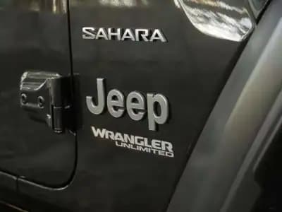 Sell Jeep Wrangler Unlimited 2019 - 62900 EUR, 123841 km - AUTO.MOTO.pt