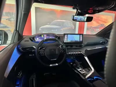 Vendo Peugeot 3008 2021 - 29990 EUR, 73877 km - AUTO.MOTO.pt