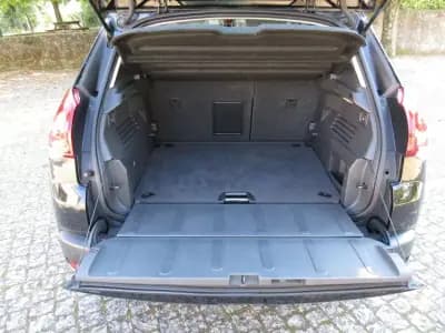 Sell Peugeot 3008 2016 - 13990 EUR, 143000 km - AUTO.MOTO.pt